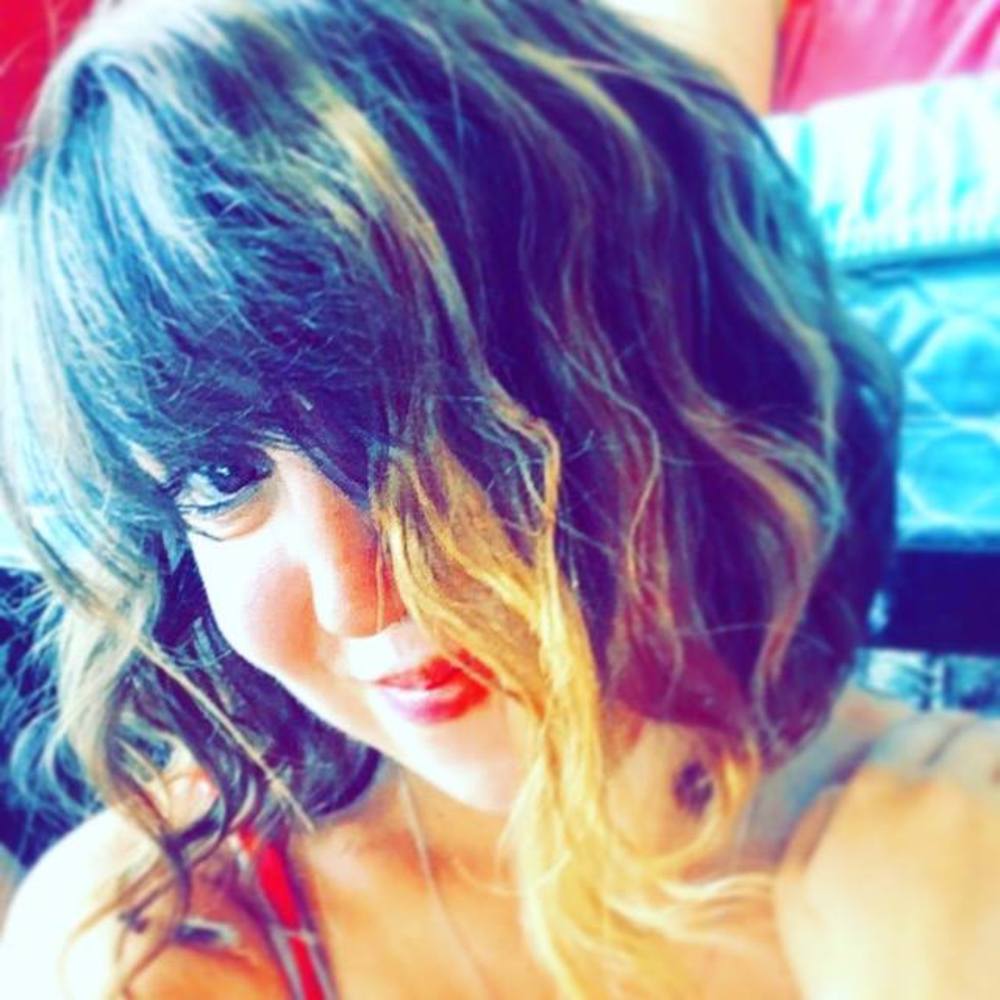 Meet your Posher, Lizzie